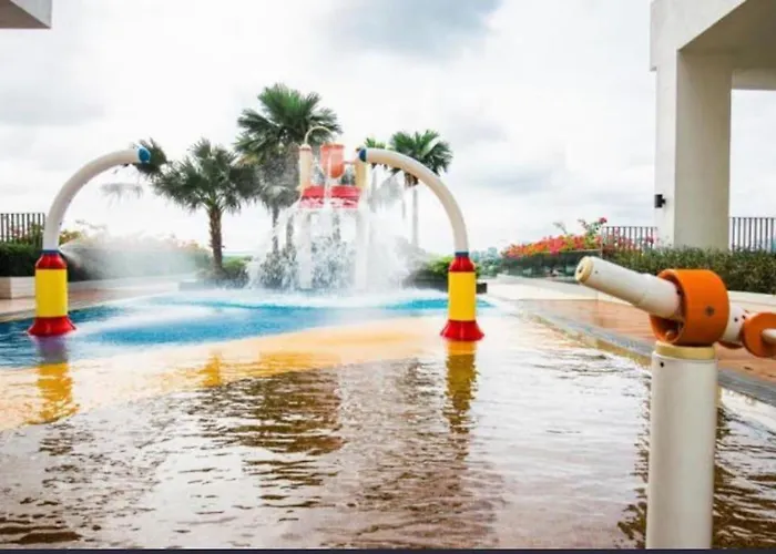 Mid Valley Southkey Mosaic- 6 Pax- 2 Bedroom