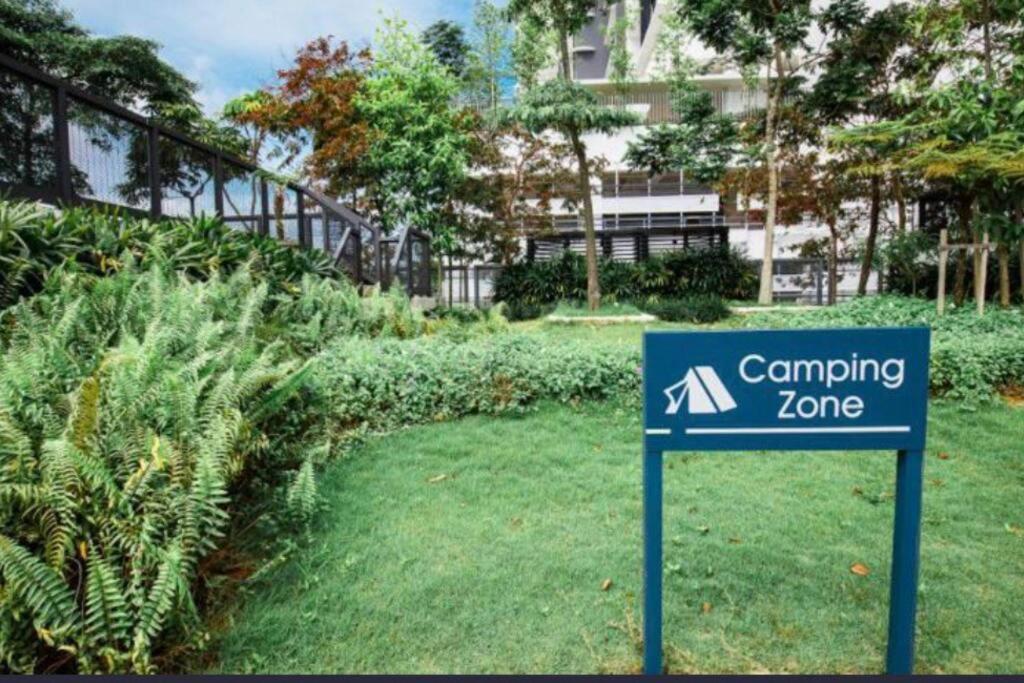 Mid Valley Southkey Mosaic- 6 Pax- 2 Bedroom Apartment *