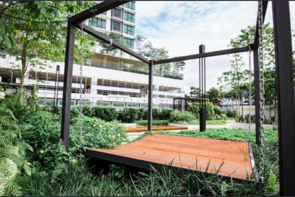 Mid Valley Southkey Mosaic- 6 Pax- 2 Bedroom * Johor Bahru