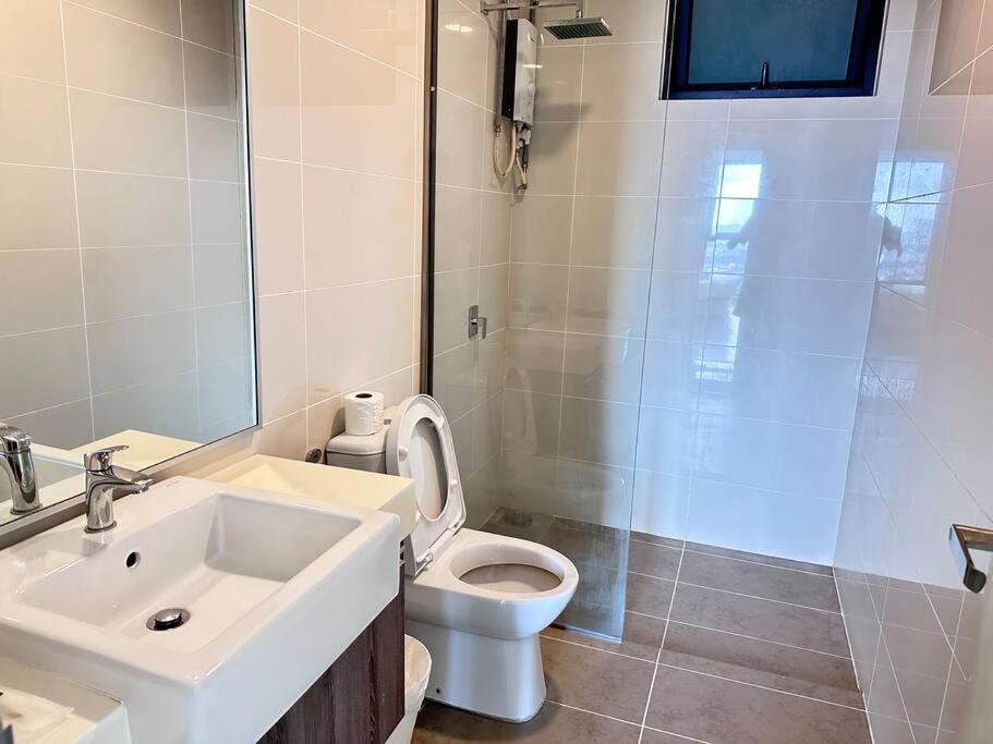 Apartment Mid Valley Southkey Mosaic- 6 Pax- 2 Bedroom