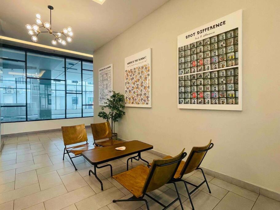 Apartment Mid Valley Southkey Mosaic- 6 Pax- 2 Bedroom Johor Bahru