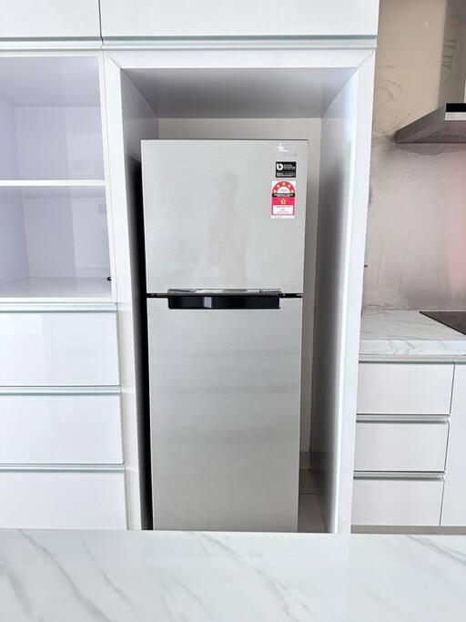 Apartment Mid Valley Southkey Mosaic- 6 Pax- 2 Bedroom